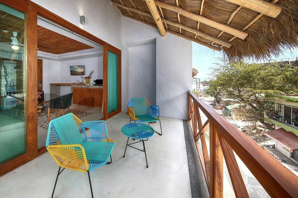 Casa Pepe Hotel Sayulita Luaran gambar Balcony of a suite at the hotel